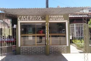 PANADERIA CASERITOS