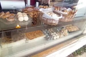 Panaderia Como Pan Caliente Sucursal Pioneros Fueguinos