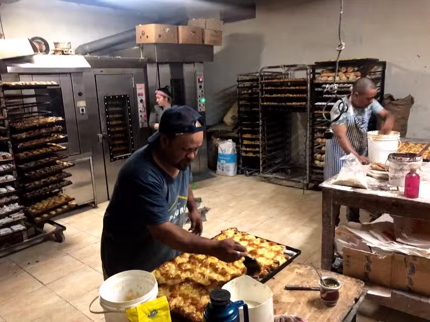 Panader&iacute;a & Confiter&iacute;a 6 Estrella