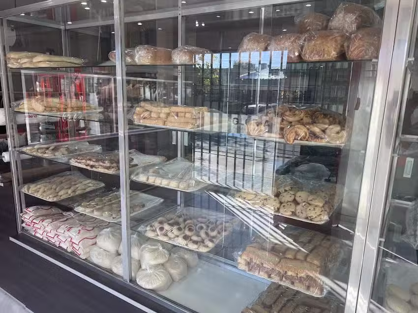 Panader&iacute;a & Confiter&iacute;a Gloria
