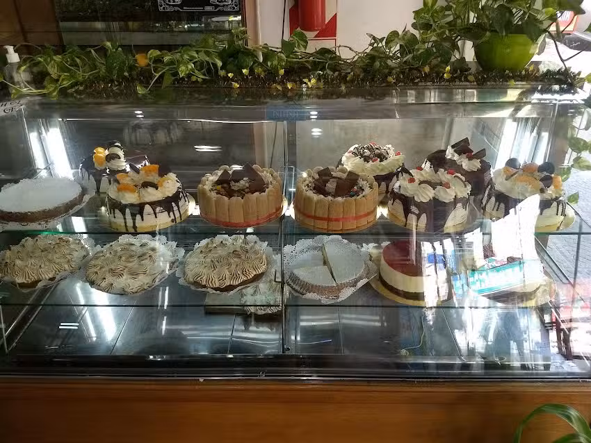 Panader&iacute;a Confiter&iacute;a.&rdquo;las Delicias&rdquo;