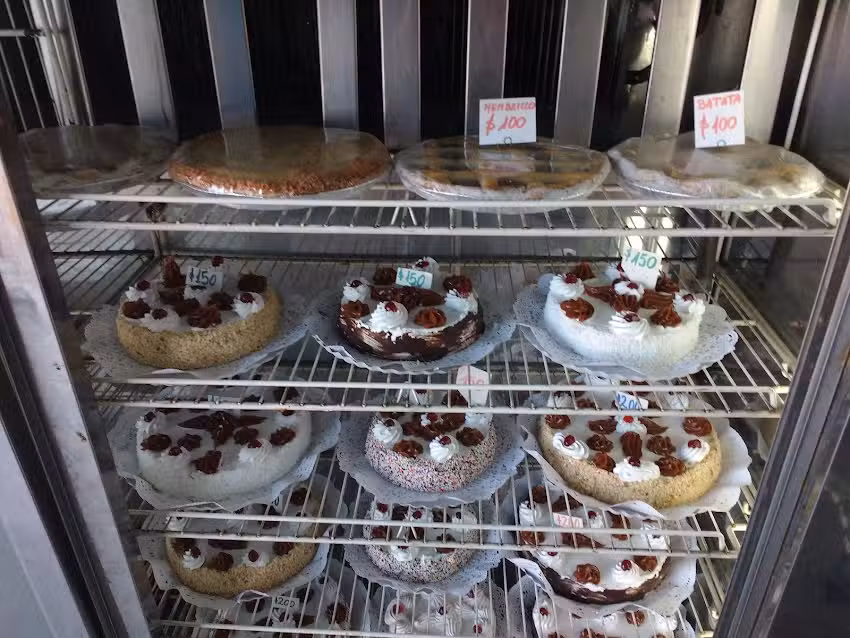 Panaderia Confiteria LOS CRIOLLOS