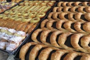 Panader&iacute;a & Confiter&iacute;a Meliquina