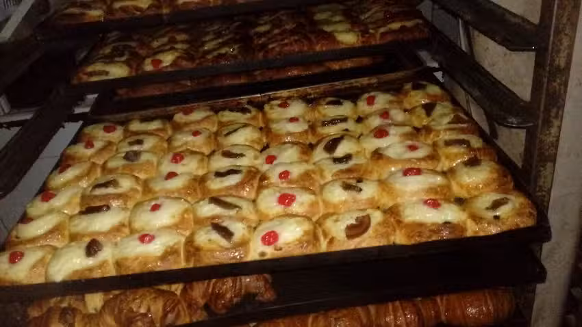 Panaderia & Confiteria Mi Sol