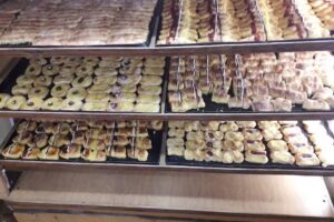 Panaderia Confiteria San Cayetano