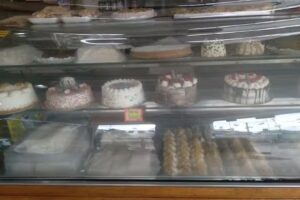 Panaderia & confiteria san cayetano