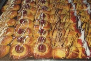 PANADERIA & CONFITERIA Sucesso