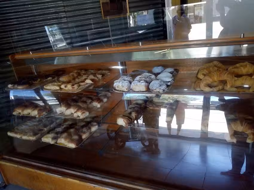Panaderia Crisanta