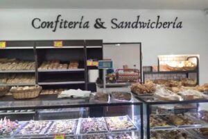 Panader&iacute;a Don mignon 24hs