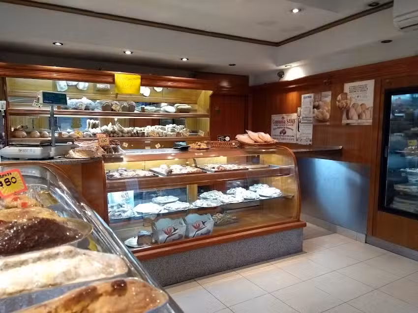 PANADERIA El Colegio