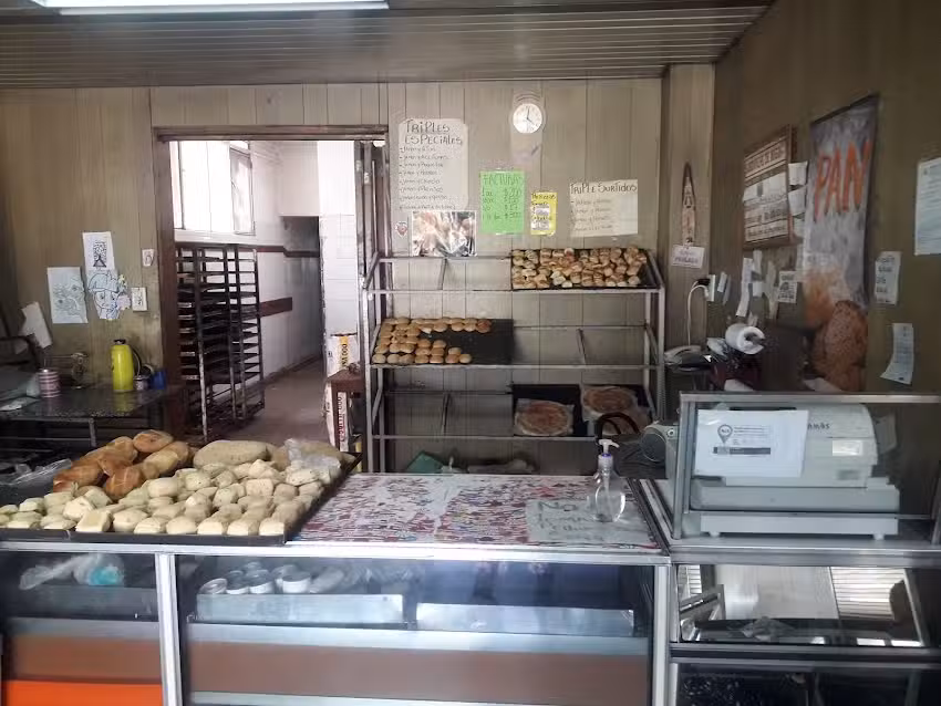 Panaderia El Pilar