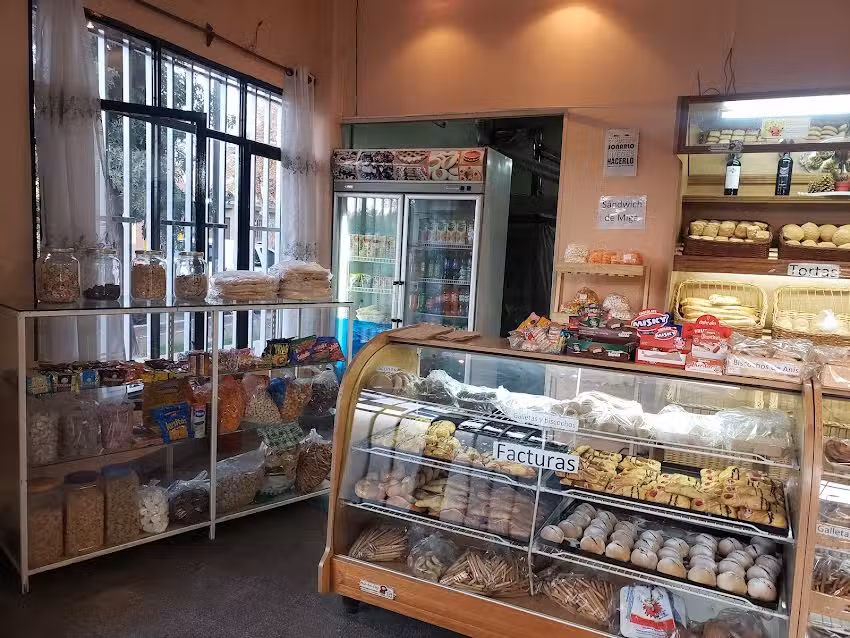 Panaderia Emun&aacute;