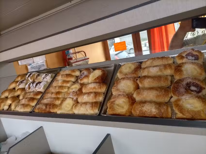 Panader&iacute;a Flor de Lis