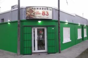 Panaderia “LA 83”