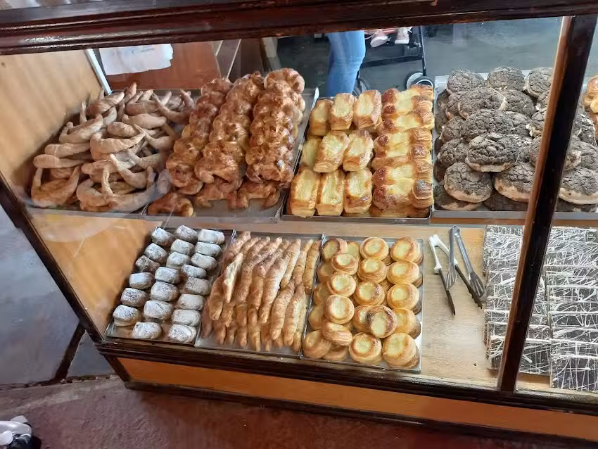 Panaderia La Aldea