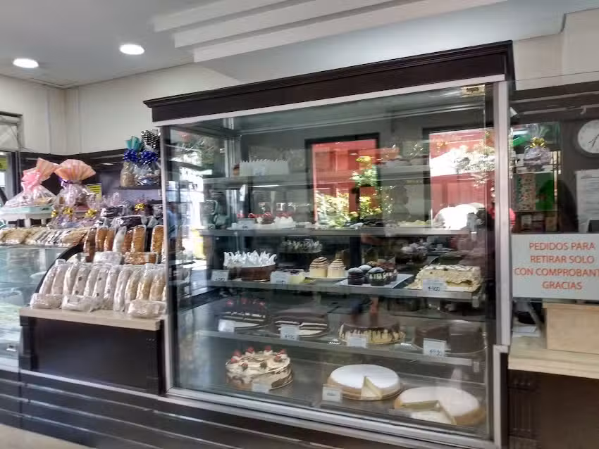 Panader&iacute;a La Antigua Europea