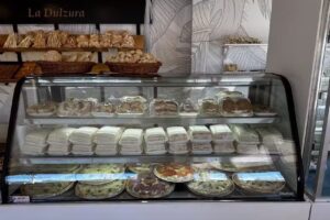 Panaderia La Dulzura