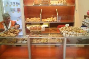 Panaderia La Familia