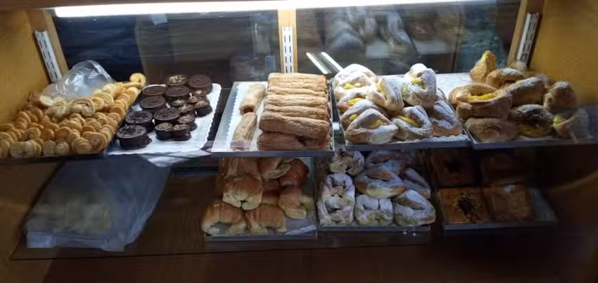 Panader&iacute;a &ldquo;LA MODERNA&rdquo;