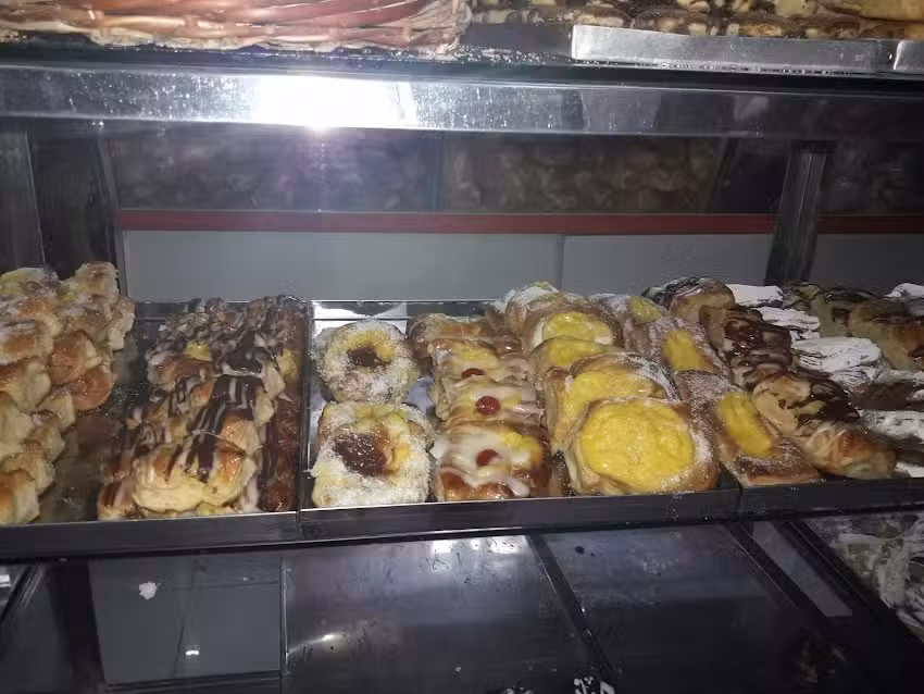 Panader&iacute;a Las 4 Espigas