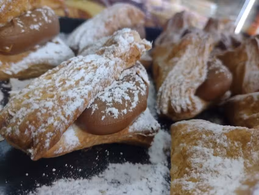 Panaderia Las 40 Rosas