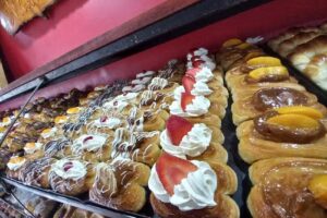 Panaderia Manantial Confiteria