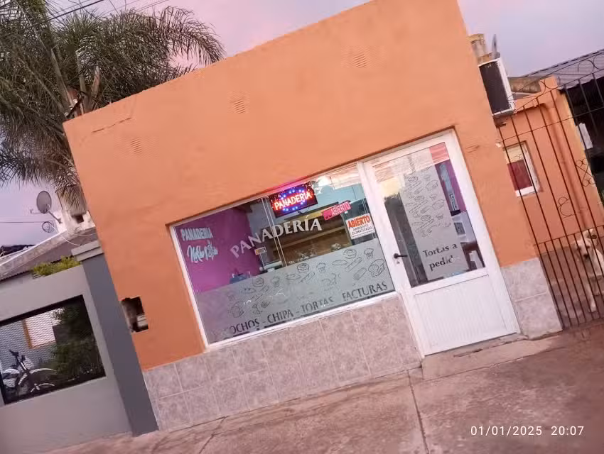 Panaderia Noche y D&iacute;a