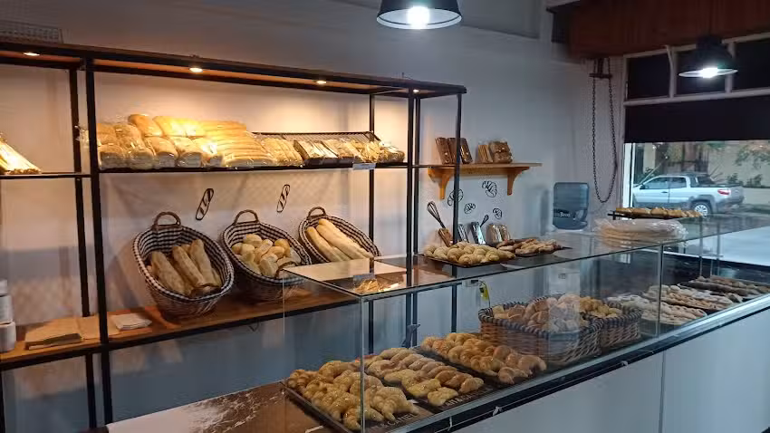PANADERIA &uml;PAN & CANELA&uml;