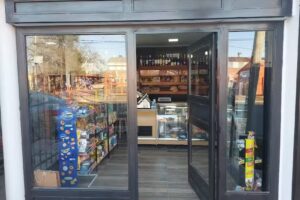 Panaderia & Pasteleria Artesanal Karina