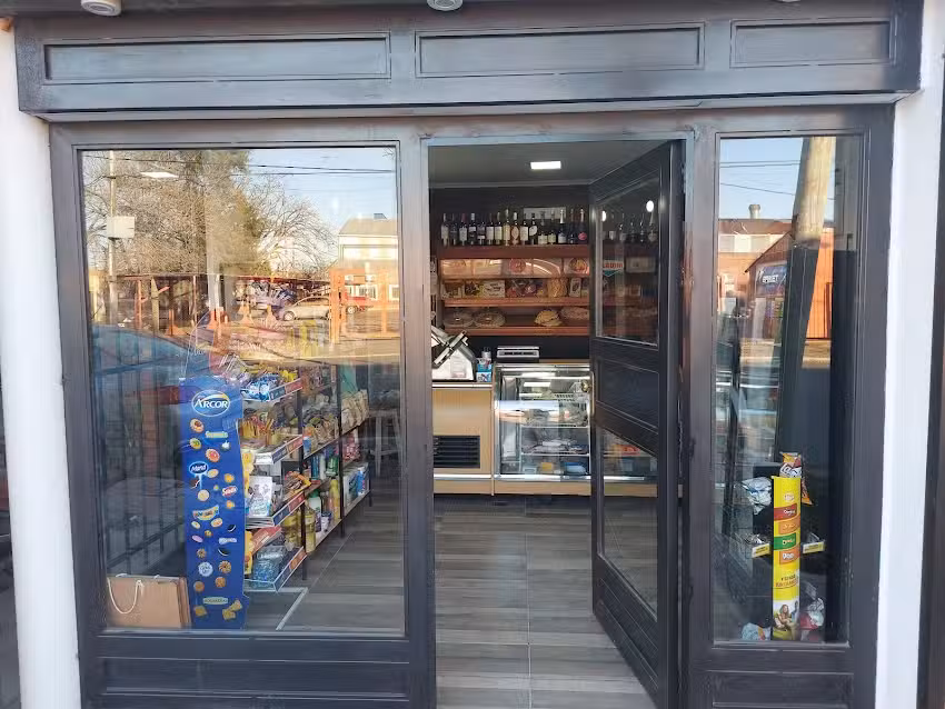 Panaderia & Pasteleria Artesanal Karina