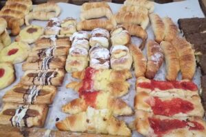 Panaderia & Pasteleria Hecha con Amor