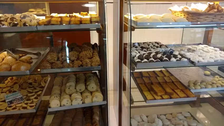 Panaderia Q&uuml;alitat confiteria