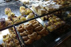 Panaderia Santa Fe y Rotiseria