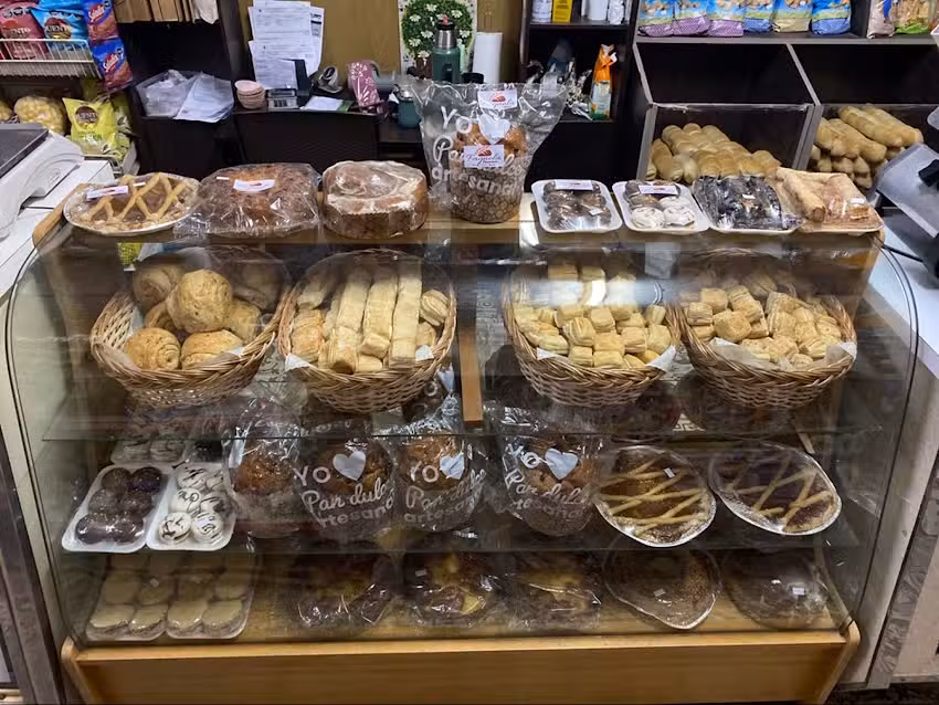 Panader&iacute;a y Autoservicio FAGNOLA