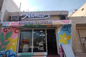 Panader&iacute;a y cafeter&iacute;a Alonso (av.libertador)