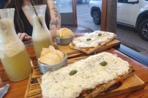 Panader&iacute;a y Cafeter&iacute;a El Molino