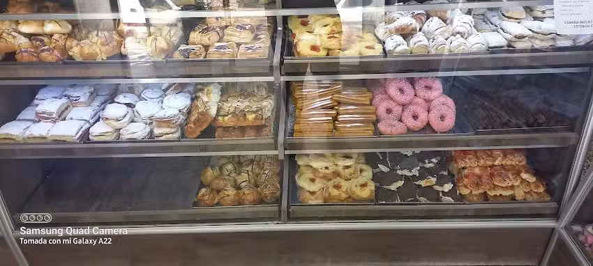 Panaderia y confiteria 3 estrellas