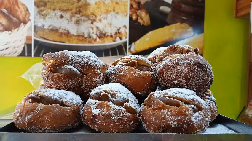 Panader&iacute;a y Confiteria Buzios