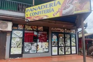 Panaderia y confiteria ,cafe “Valentina”