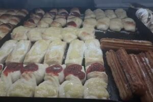 Panaderia y confitería Canela