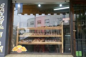 PANADER&iacute;A Y CONFITER&Iacute;A Costa Azul