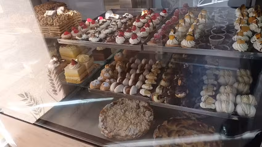 Panader&iacute;a y Confiter&iacute;a Florencia