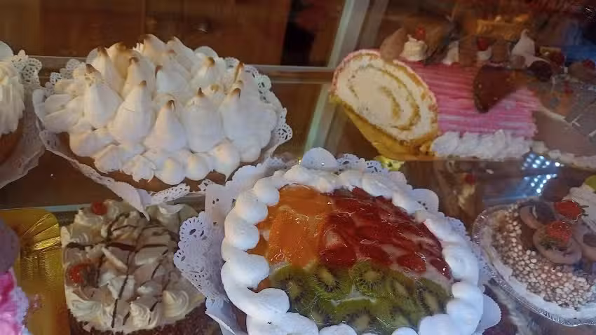 Panaderia Y Confiteria Girasoles