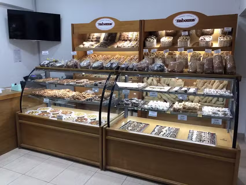 PANADERIA Y CONFITERIA HABEMUS