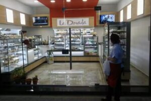 Panaderia Y Confiteria LA DORADA