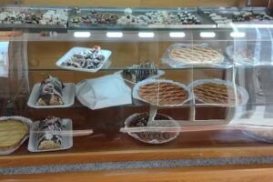 Panadería Y Confitería la Ideal