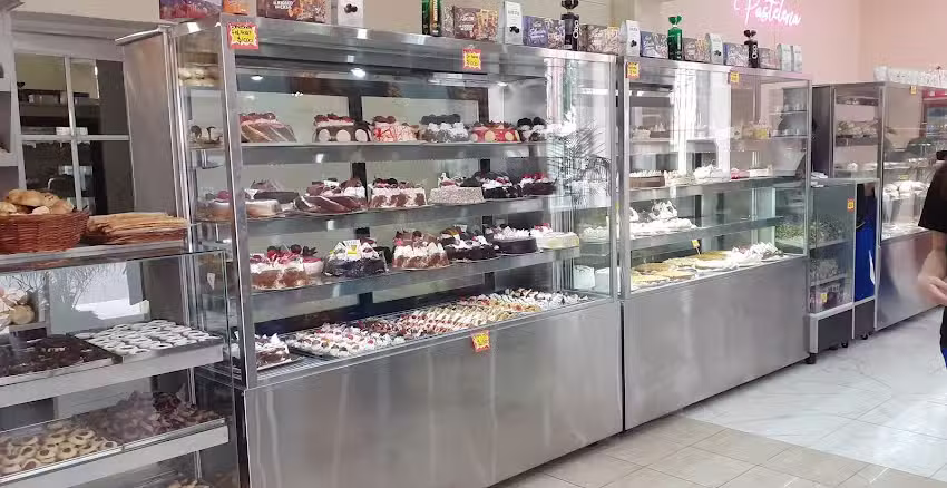 Panaderia y confiteria La Mouzo