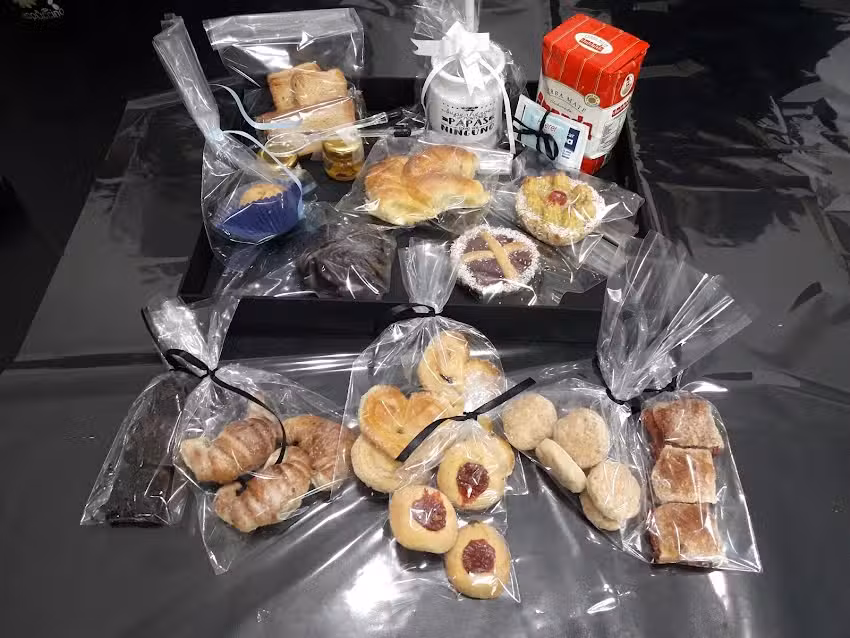 Panader&iacute;a y Confiter&iacute;a La Primera Estrella