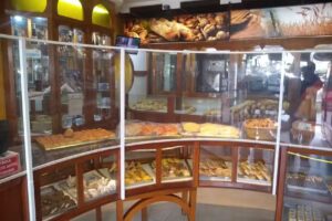 Panader&iacute;a y Confiter&iacute;a La Rotonda