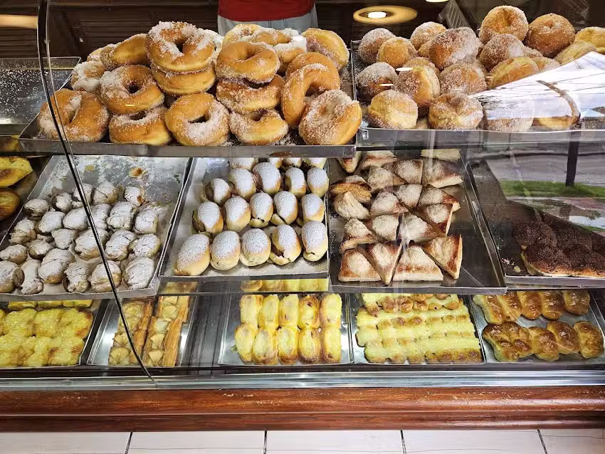 Panader&iacute;a y Confiter&iacute;a Las Vegas